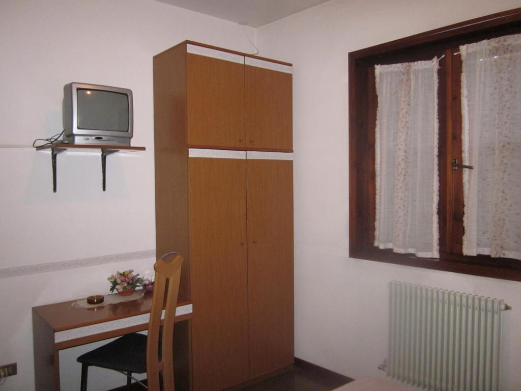 Albergo Leon Bianco Moggio Udinese Δωμάτιο φωτογραφία