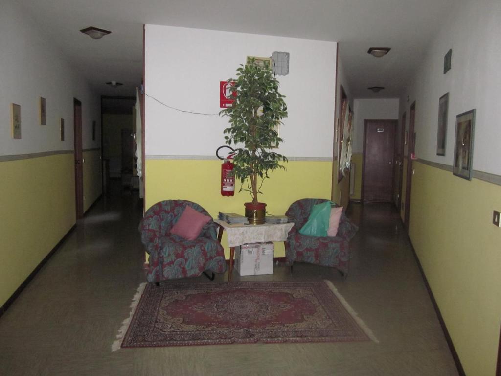 Albergo Leon Bianco Moggio Udinese Εξωτερικό φωτογραφία